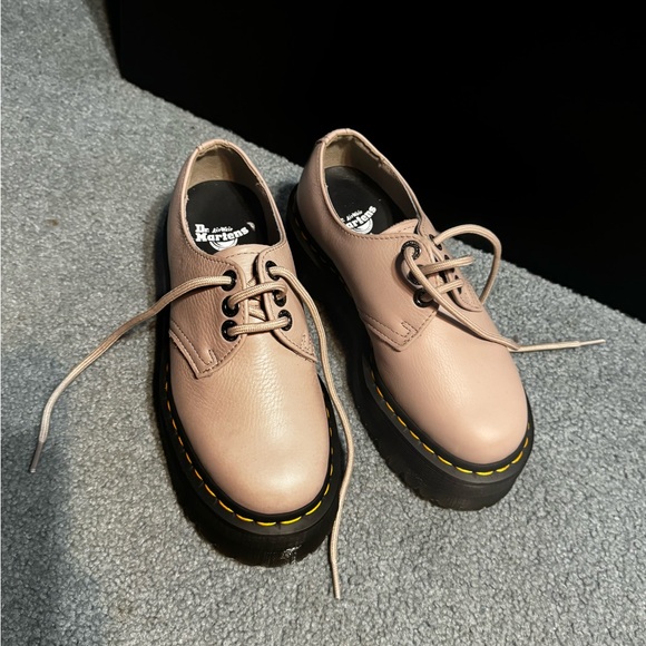 Dr. Martens - Picture 2 of 4